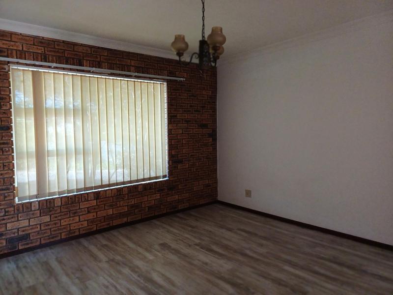 To Let 3 Bedroom Property for Rent in Protea Valley Western Cape